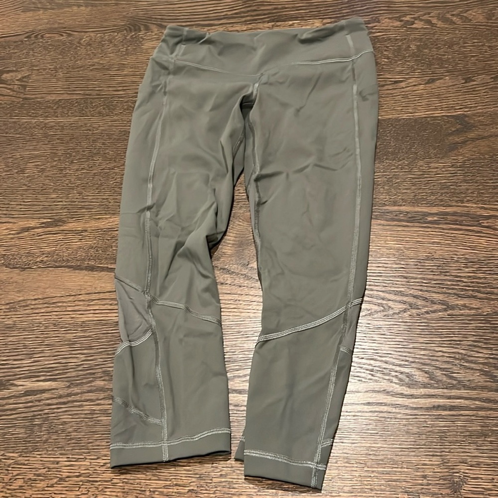 Lululemon cropped legging